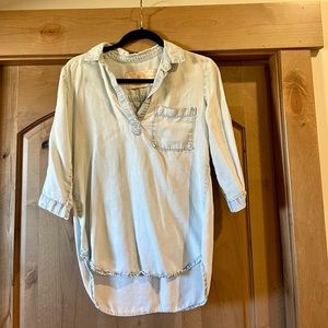 Bella Dahl light denim henley